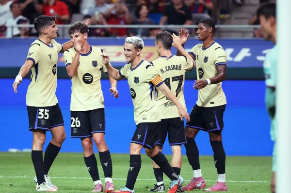  بازیکنی که فلیک او را شایسته کاپیتانی بارسلونا می‌داند