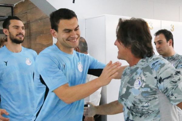 اختصاصی ساپینتو خطاب به مدیران استقلال؛ آشورماتوف را از لیست خارج کنید