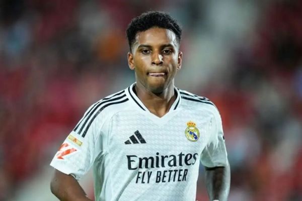 مورینیو به دنبال جذب مهاجم رئال مادرید