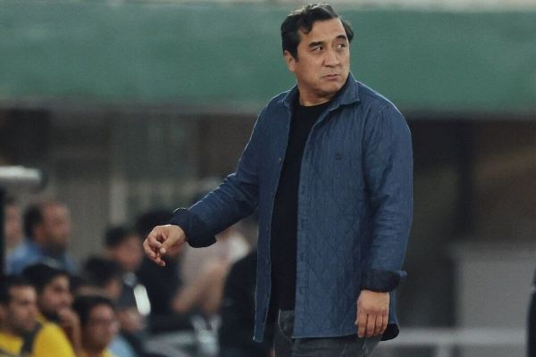 عزیزی دروازهبان خوب ایرانی روی زمین نمانده است