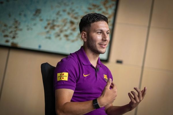  بازیکن جدید بارسلونا که می‌خواهد شبیه به زلاتان شود