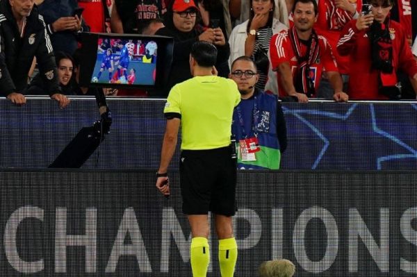  فیفا و ممنوعیت‌های جدیدی که برای داوران در نظر گرفته است