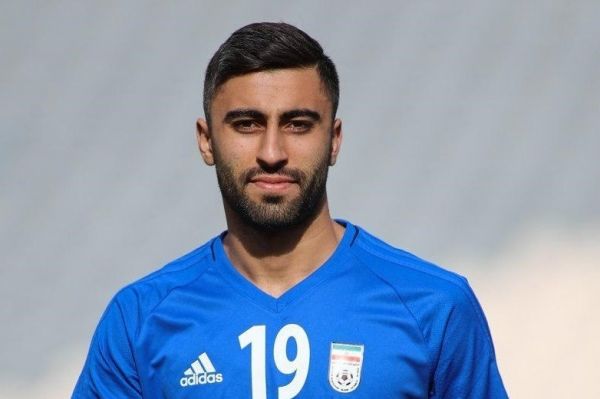 کاوه رضایی 2 باشگاه استقلال و تراکتور را محکوم کرد