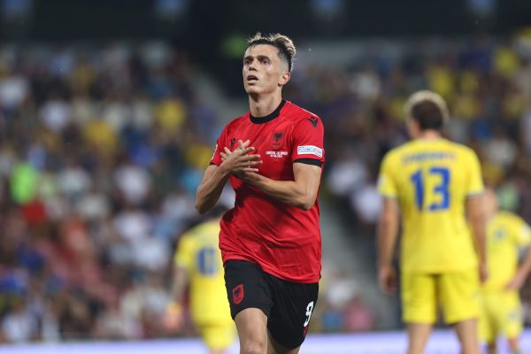 مرور عملکرد خرید جدید استقلال؛ از سوپرگل در یورو تا هتتریک آسیایی