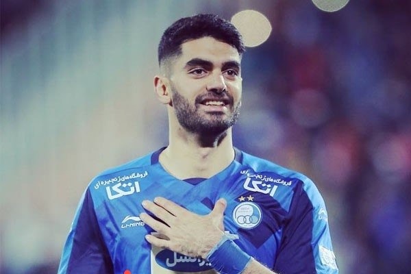  اختصاصی  علی کریمی در گفت‌و‌گو با فوتبالی  باشگاه استقلال هیچ تماسی با من و باشگاه ترکیه‌ای نگرفته است