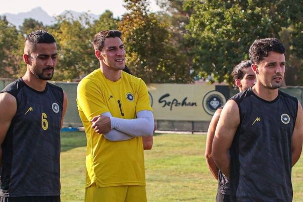 گمشده سپاهان میماند یا میرود عکس