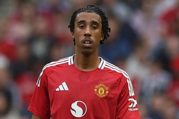  ادعای مدافع منچستریونایتد  این فصل انتقام خواهیم گرفت