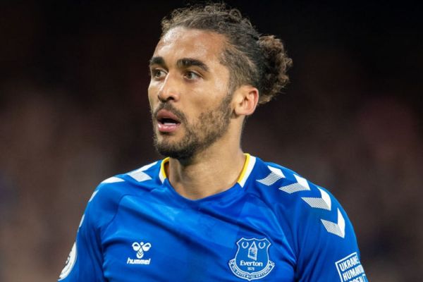  مهاجم سابق تیم ملی انگلیس تحت رادار باشگاه تازه صعود کرده