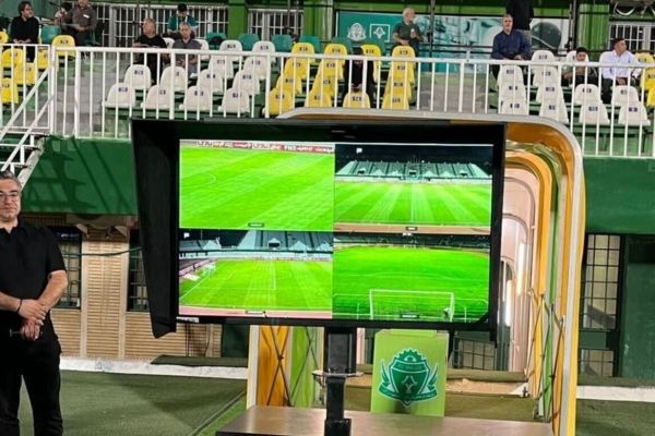 یک تعریف و تمجید قابل تامل؛ آیا VAR ایران ازبکستان و تاجیکستان بهتر است