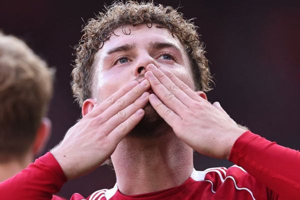  تماس رسمی لایپزیش با لیورپول برای جذب هاروی الیوت