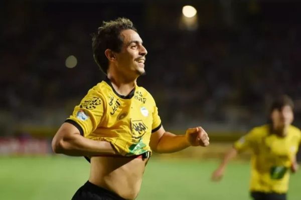  دلارسوزی سپاهان؛ آقای پرحاشیه فقط یک گل زد و رفت