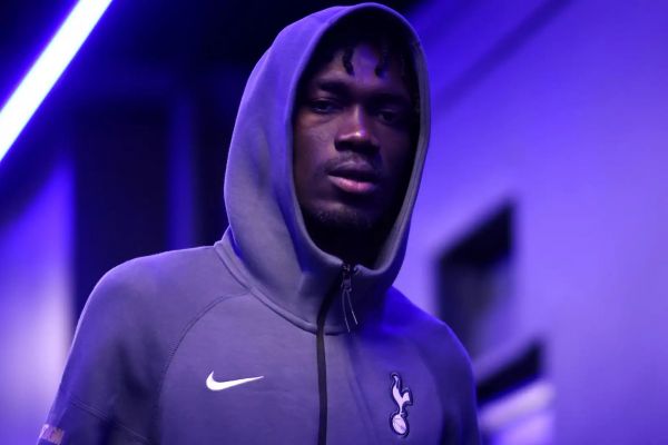  مذاکرات پیشرفته تیم مورینیو برای جذب هافبک تاتنهام