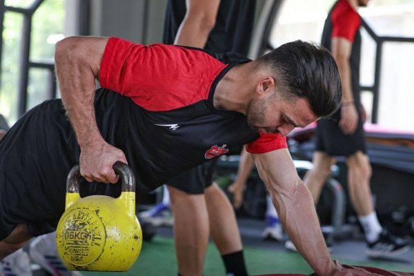  شکاری نیمکت‌نشین می‌شود؛ بازگشت سروش به ترکیب اصلی