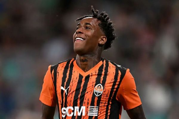  رقابت تیم لندنی و قهرمان ایتالیا برای جذب پدیده شاختار