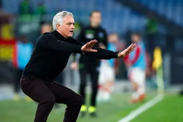  هشداری که مورینیو به تیم هلندی داد