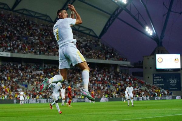 کریستیانو رونالدو و ثبت رکورد تاریخی ۶۷ هتریک در دوران حرفهای