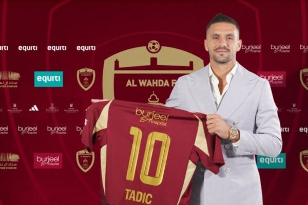  رسمی  دوشان تادیچ راهی لیگ امارات شد