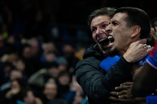  ناامیدی مربی کریستال پالاس از روند نقل و انتقالات قهرمان جام حذفی انگلیس