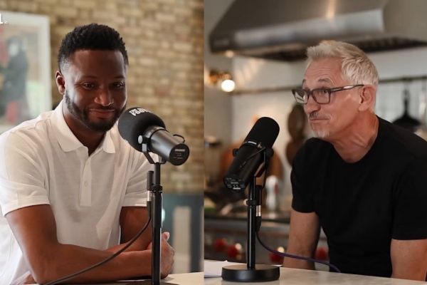 وقتی مسی با یک لبخند، اوبی میکل را وادار به فرار از بازی کرد