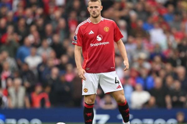  وعده مدافع منچستریونایتد به هواداران این تیم  هنوز 25 سال سن دارم