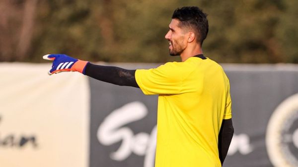  ادامه ابهامات جدایی حسینی؛ به عضو هیات مدیره استقلال توصیه شد