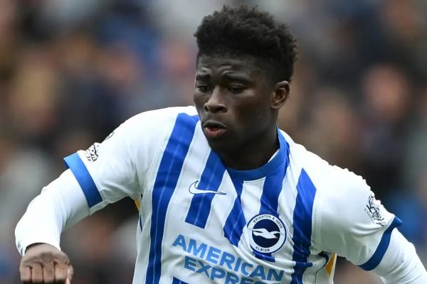  چرا بازیکن موردنظر منچستریونایتد در بازی دوستانه برایتون غایب بود