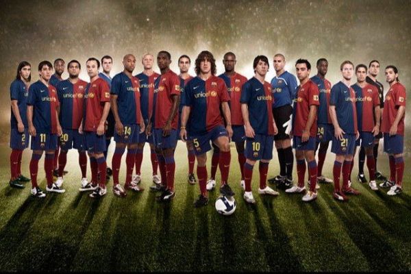 ۱۰۰ تیم باشگاهی برتر تاریخ فوتبال از نگاه نشریه تایمز