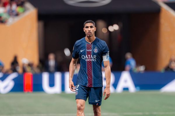 اظهار نظر اشرف حکیمی درباره شایستگی کسب توپ طلا