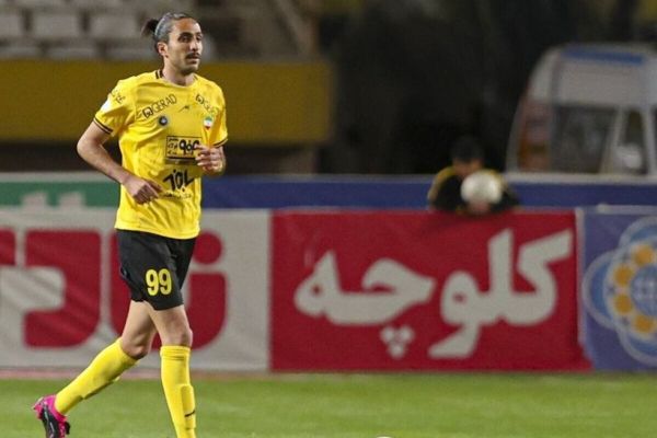 پست خداحافظی یزدانی با سپاهان؛ تا همیشه در قلب منی