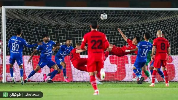 استقلال و تراکتور در سوپرجام؛ افتتاحیه با جام