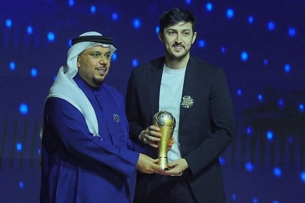  آزمون  لیگ امارات سطح بالایی دارد