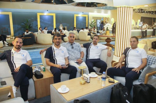  تصاویری از اعضای تیم استقلال در CIP فرودگاه مهرآباد پیش از پرواز به اصفهان