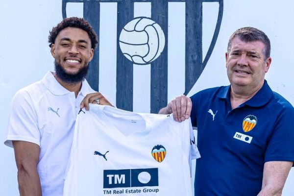  رسمی  بازیکن سابق تاتنهام به والنسیا پیوست