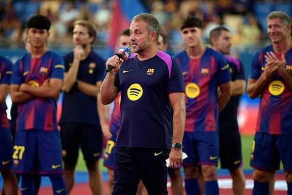 صحبتهای فلیک با هواداران بارسلونا پیش از جام خوان گمپر