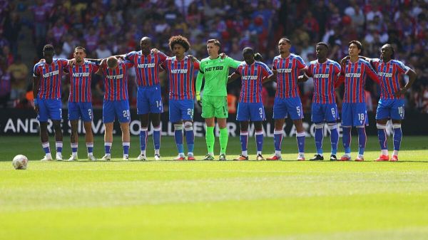  فوری؛ کام هواداران پالاس، یک روز پس از قهرمانی‌شان تلخ شد