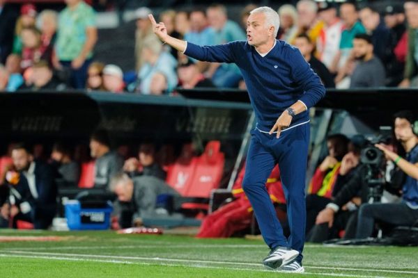  مورینیو به دنبال ایجاد یک جهنم مقابل تیم هلندی