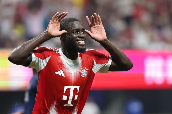 مدافع بایرن مونیخ به منچستر یونایتد پیشنهاد شد