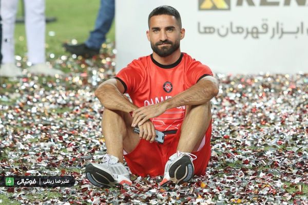  مهرداد محمدی بدون یک دقیقه بازی دو جام گرفت