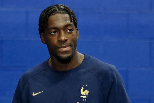  ولورهمپتون به‌دنبال جذب دو بازیکن چلسی