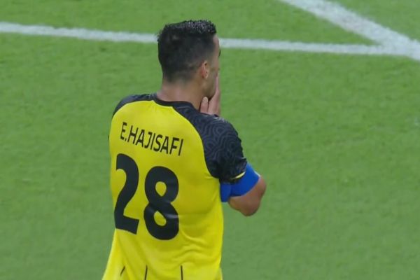  احسان حاج‌صفی و بازگشتی تلخ؛ سوتی و گل سوم   ویدیو