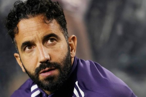 تماس بازیکنان منچستریونایتد با ستاره مدنظر آموریم