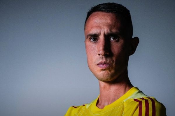 نقل و انتقالات رسمی ساندرلند باز هم بازیکن خرید، دروازهبان نیوکاسل به لالیگا رفت