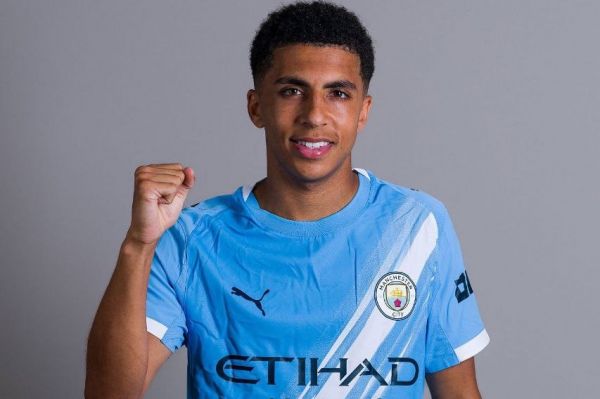  رد پیشنهاد ناتینگهام فارست برای پدیده منچسترسیتی