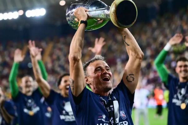 صحبتهای سرمربی و کاپیتان پاریسن ژرمن بعد از قهرمانی در سوپرکاپ اروپا