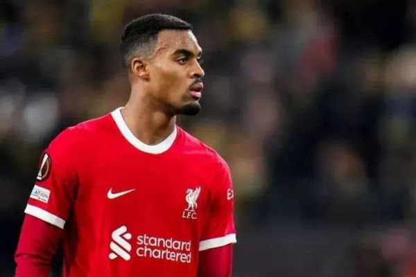  بازیکن لیورپول و پرده‌برداری از روزهای سختی که در بایرن مونیخ داشت