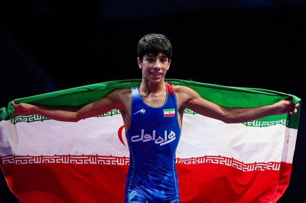 گزارش اتحادیه جهانی کشتی از دوئل ایران و آمریکا در بلغارستان