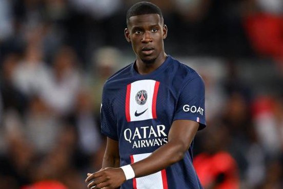  مدافع پاری سن ژرمن در آستانه انتقال به لیگ جزیره