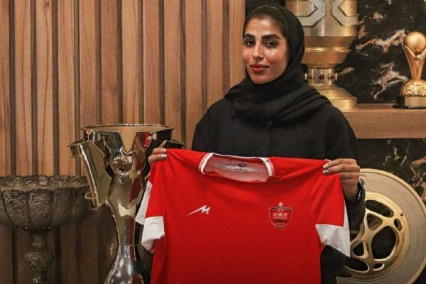 تمدید قرارداد سه ساله خانم گل لیگ یک با پرسپولیس