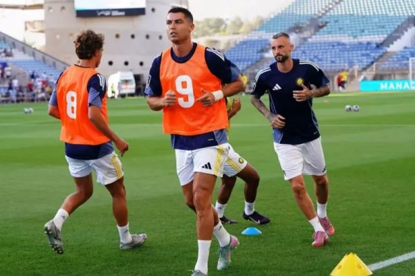  مورینیو به دنبال جذب هم‌تیمی رونالدو