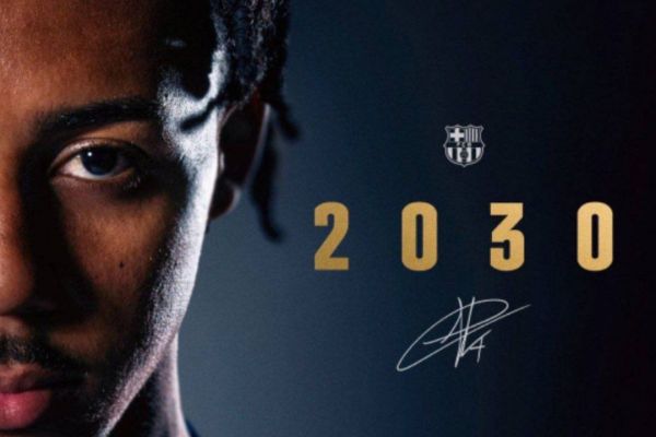 رسمی؛ قرارداد ستاره فرانسوی بارسلونا تمدید شد